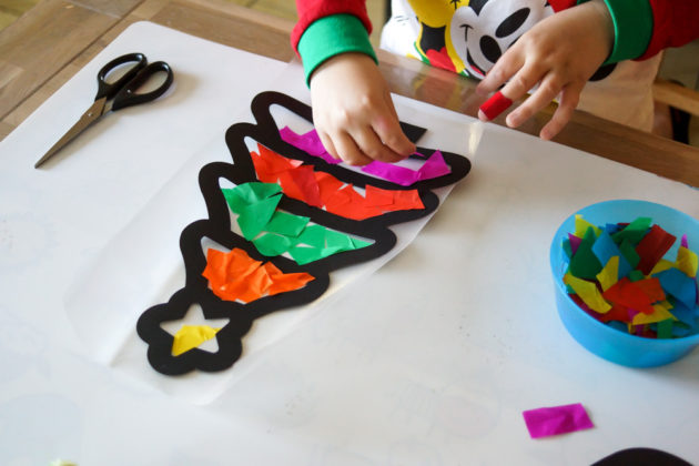 Beautiful stained glass window craft for Christmas - Kidslife